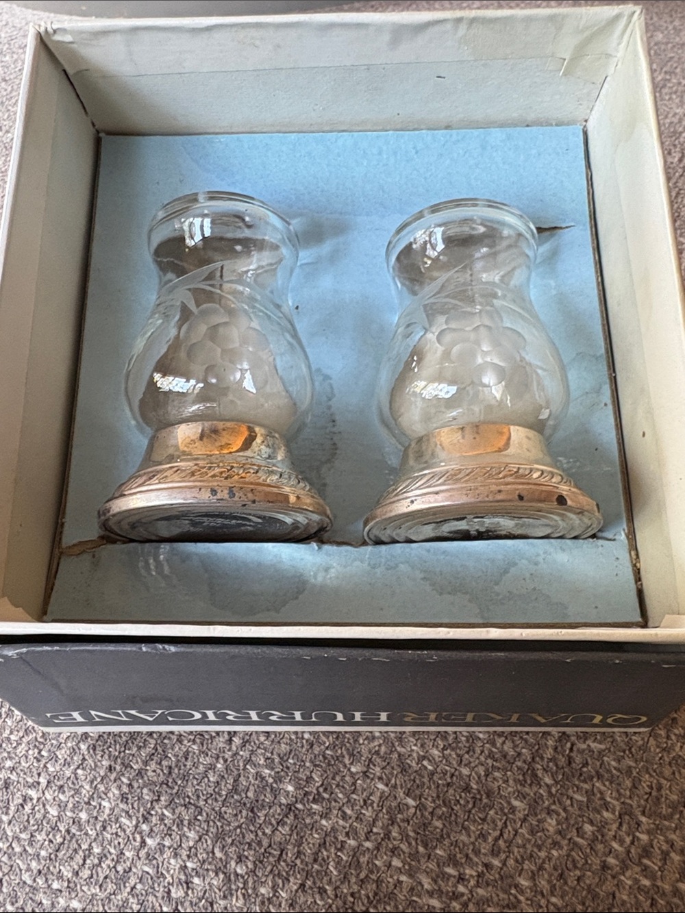 QUAKER HURRICANE Sterling 703 Weighted Glass Salt & Pepper Shaker Set in Box